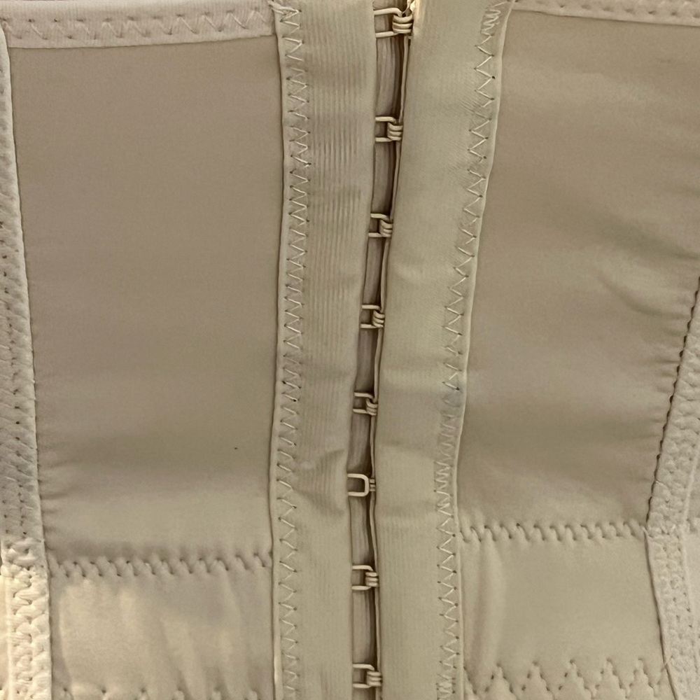 Full coverage bra - Picture 4 of 6